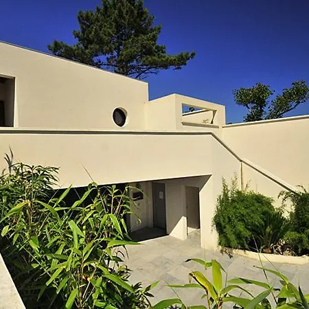 Saint-jean-de-luz Sleeps 8 Pool Wifi Vila *