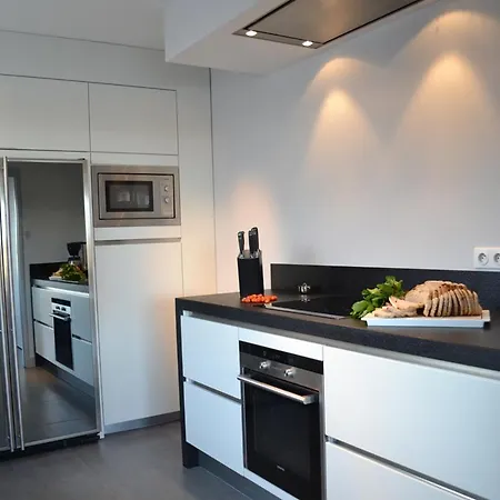 Saint-jean-de-luz Sleeps 8 Pool Wifi *